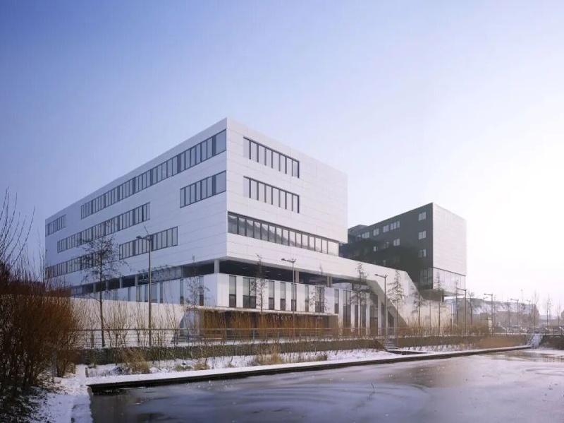 fedc7703-f55a-4909-9c93-668b0be89788jpg